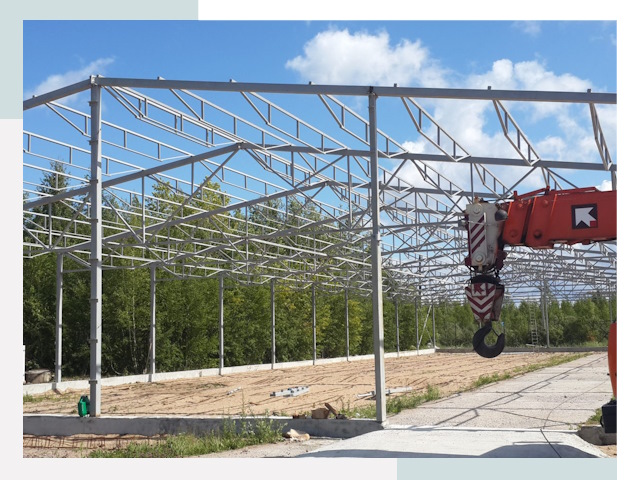 Строительство конюшен в Усть-Кут от 618 руб. под ключ